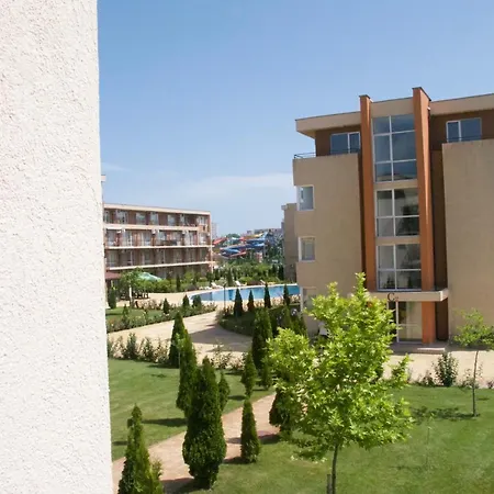 Апартамент Eds Bulgarian Sunny Dreams Слънчев бряг